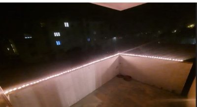 zum letzten Mal leuchtet unser Balkongeländer.jpg